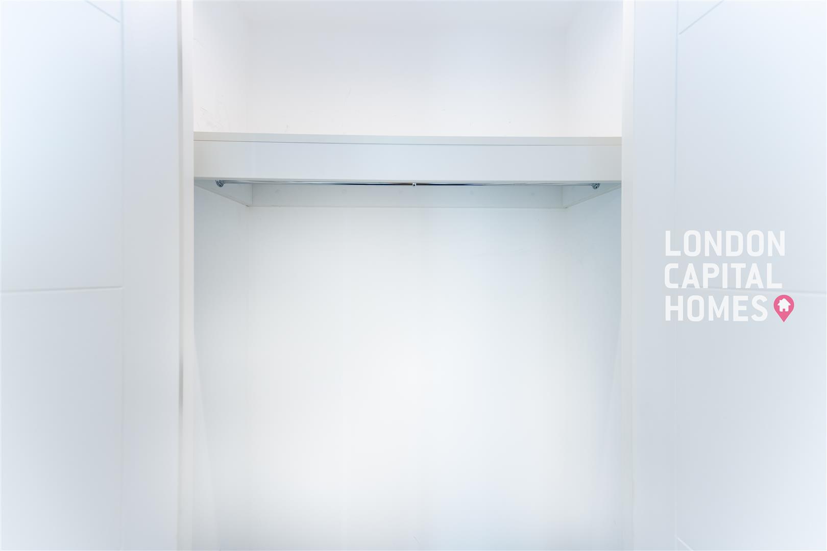 Carrara Tower, 1 Bollinder Place, London